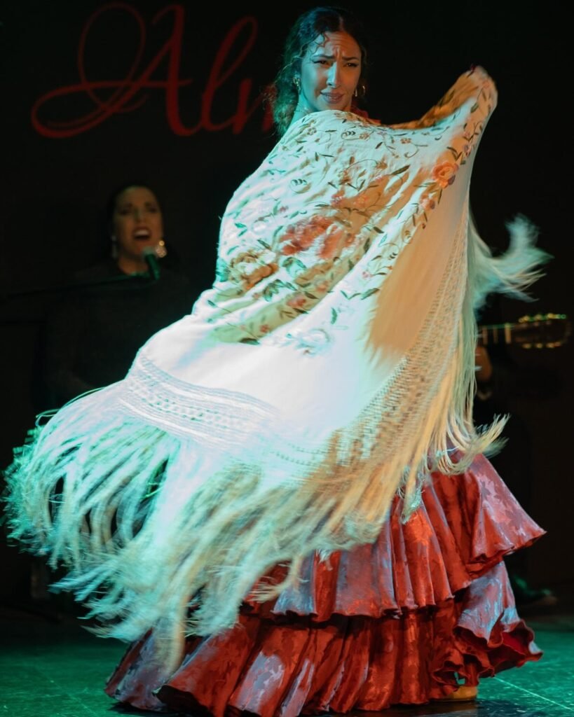 Contacta a Ollero Flamenco en Sevilla